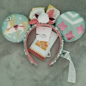 NWT Disney Parks | MinnieMouse Main Attraction 7/12 KingArthur Carousel